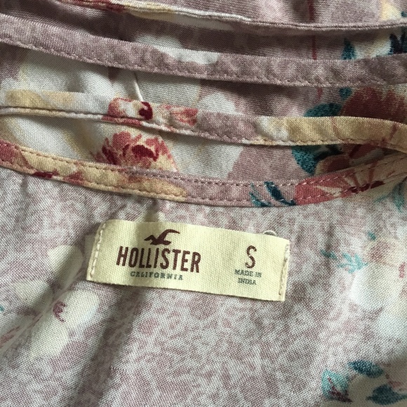 SOLD Hollister Button Front Floral Dress - Picture 7 of 7